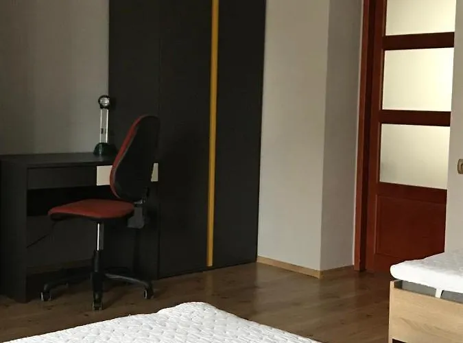 Apartament затишна в спальному районі